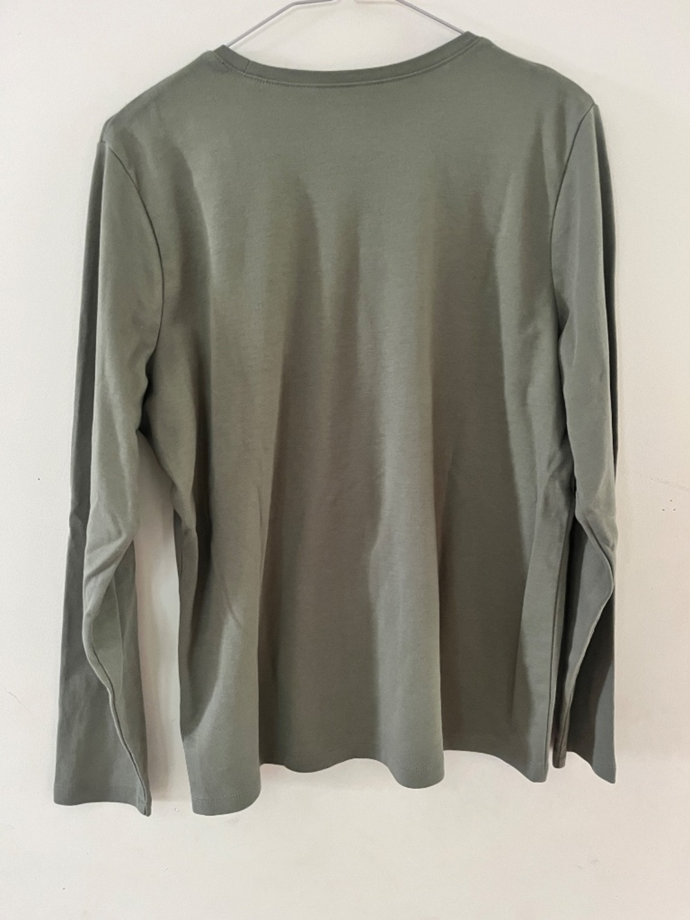 LLBean long sleeve cotton t-shirt, like new! - Picture 5 of 6